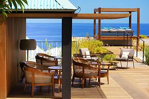 Blue Margouillat Seaview Hotel