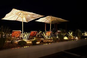 Blue Margouillat Seaview Hotel