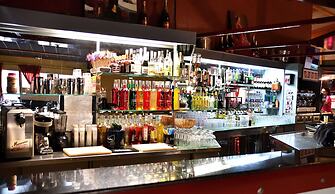 Cit'Hotel Restaurant Bowling de Millau