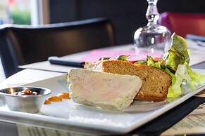 Cit'Hotel Restaurant Bowling de Millau