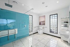 Horizon Deluxe Apartments