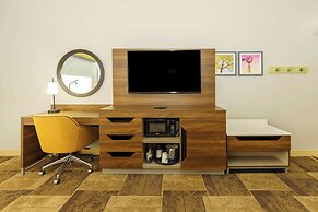 Hampton Inn Garden City