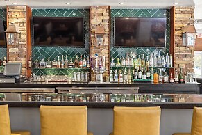 Holiday Inn Baton Rouge College Drive I-10 by IHG