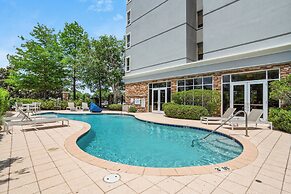 Holiday Inn Baton Rouge College Drive I-10 by IHG