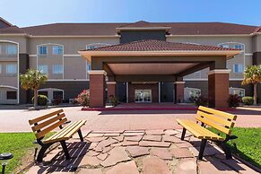 La Quinta Inn & Suites by Wyndham Deer Park