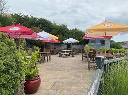 The Globe Inn