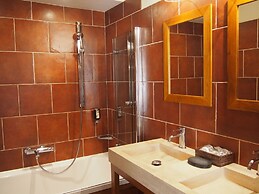 Hotel Manoir de Mathan