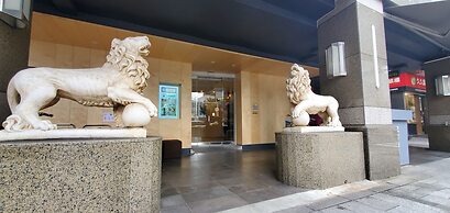 Yomi Hotel - MRT Shuanglian Station