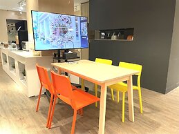 Yomi Hotel - MRT Shuanglian Station