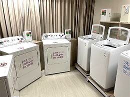 Yomi Hotel - MRT Shuanglian Station