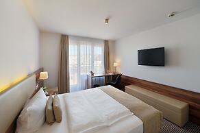 Downtown Vi Vadi Hotel