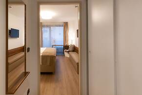 Downtown Vi Vadi Hotel