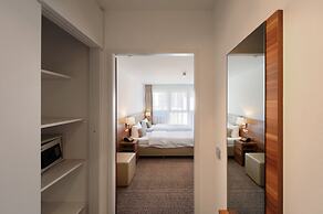 Downtown Vi Vadi Hotel