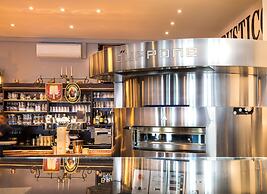 Downtown Vi Vadi Hotel