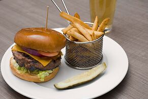 SpringHill Suites by Marriott Las Vegas Convention Center