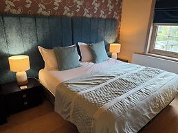 The Old Orleton Inn