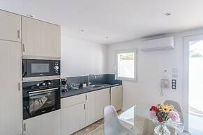 Hôtel Restaurant & SPA Plaisir