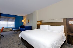 Holiday Inn Express Tampa N I-75 - University Area by IHG