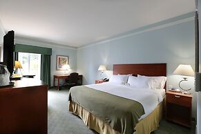 Holiday Inn Express Tampa N I-75 - University Area by IHG