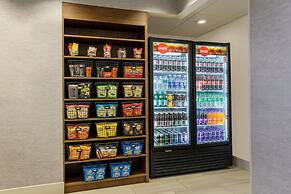 Holiday Inn Express Tampa N I-75 - University Area by IHG