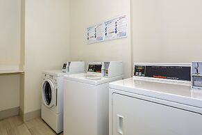 Holiday Inn Express Tampa N I-75 - University Area by IHG