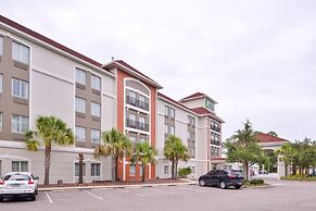 Holiday Inn Express Tampa N I-75 - University Area by IHG