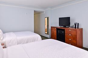 Holiday Inn Express Tampa N I-75 - University Area by IHG