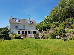Eastwrey Barton Country House