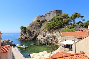 MirÓ Studio Apartments