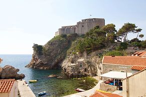 MirÓ Studio Apartments