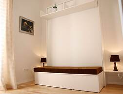 MirÓ Studio Apartments