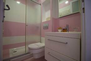 MirÓ Studio Apartments