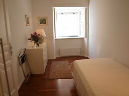 MirÓ Studio Apartments