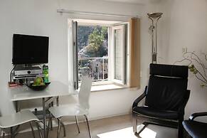 MirÓ Studio Apartments