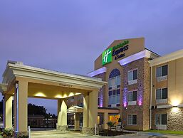 Holiday Inn Express & Suites Carthage, an IHG Hotel