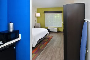Holiday Inn Express & Suites Carthage by IHG