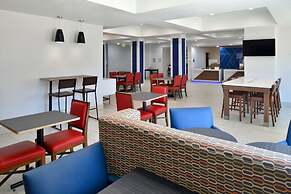 Holiday Inn Express & Suites Carthage by IHG