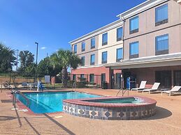Holiday Inn Express & Suites Hearne by IHG