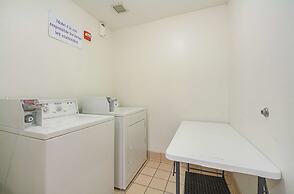 Motel 6 Dallas - Irving DFW Airport South