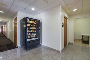 Motel 6 Dallas - Irving DFW Airport South