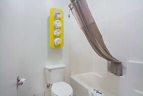 Motel 6 Dallas - Irving DFW Airport South