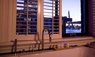 Suite Hotel Pincoffs Rotterdam