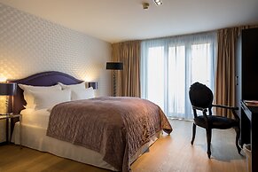 La Mansion Vi Vadi Hotel