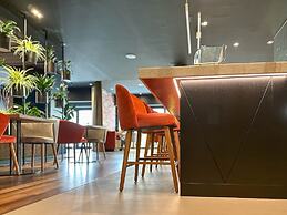 La Mansion Vi Vadi Hotel