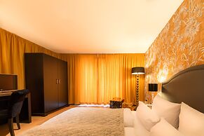 La Mansion Vi Vadi Hotel