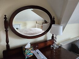 Anton Guest House B&B