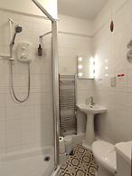 Anton Guest House B&B