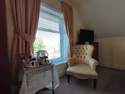 Anton Guest House B&B