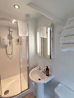 Anton Guest House B&B