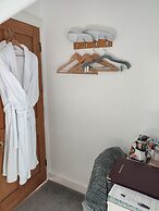 Anton Guest House B&B